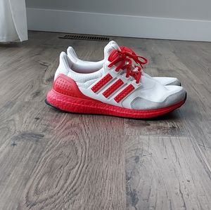Adidas ULTRABOOST DNA X LEGO COLORS Red/White Men's Running Shoes Size 8.5